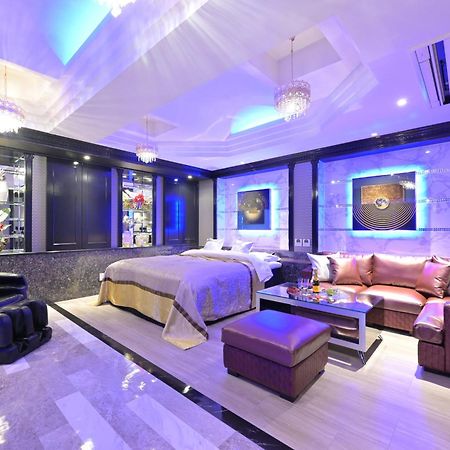 Hotel Crystal Gate Nagoya - Couple Hotel (Adults Only) Ngoại thất bức ảnh